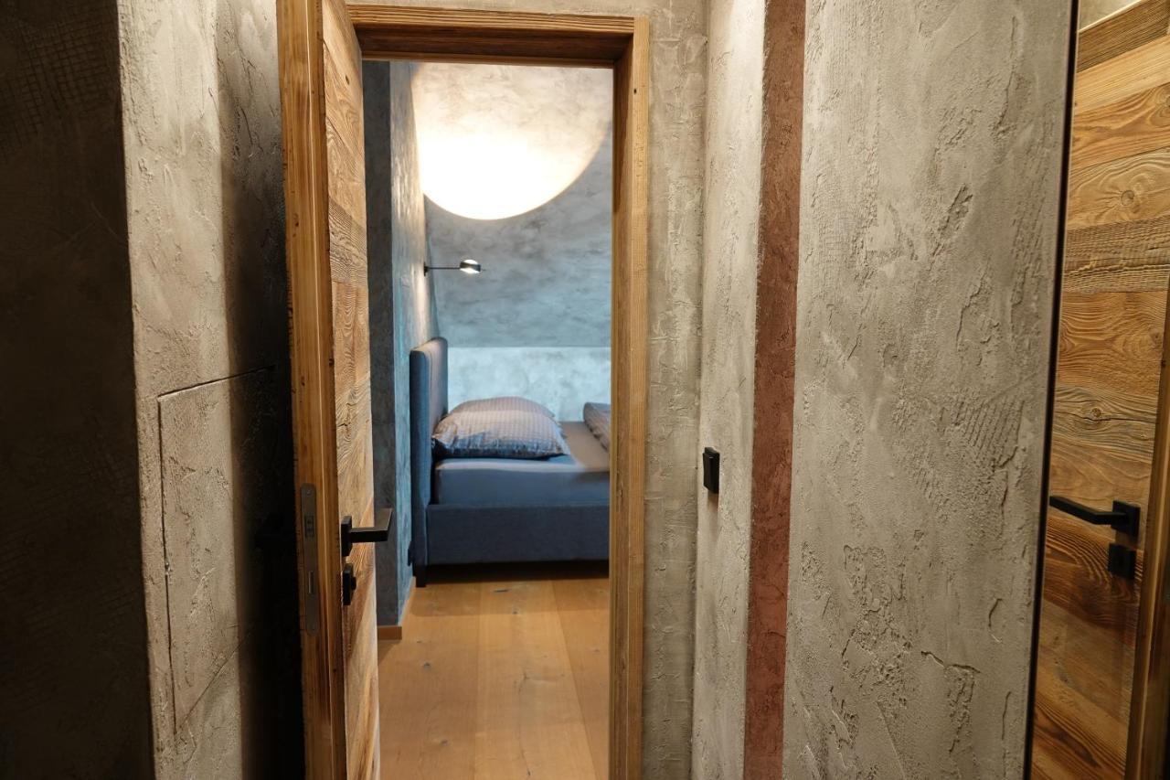 Appartement Der Extraklasse Mit Whirlpool Roding Buitenkant foto